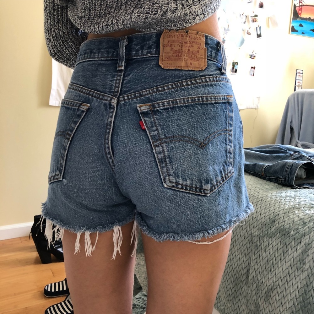 Levi's Vintage 501 Cutoff Jean Shorts - Picture 2 of 7